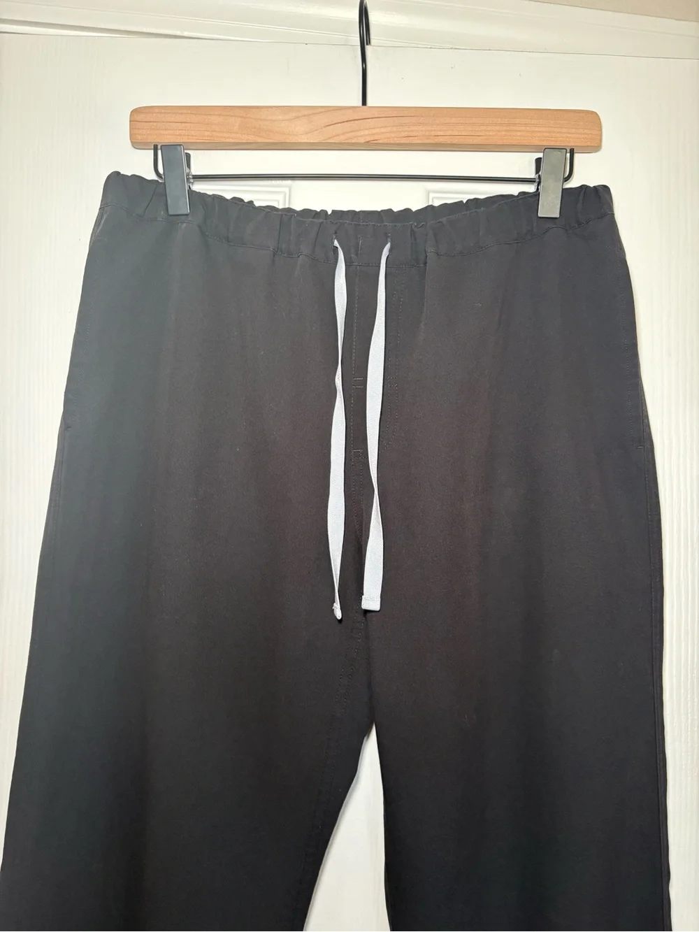 FIGS Pisco Straight Leg Scrub Pants Black Small Short S/S